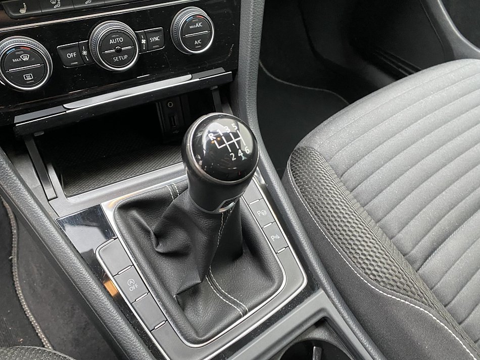 Volkswagen Golf 2.0 TDi CUP