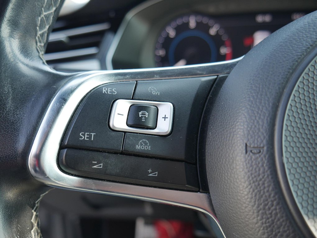 Volkswagen Passat 2.0TDi 