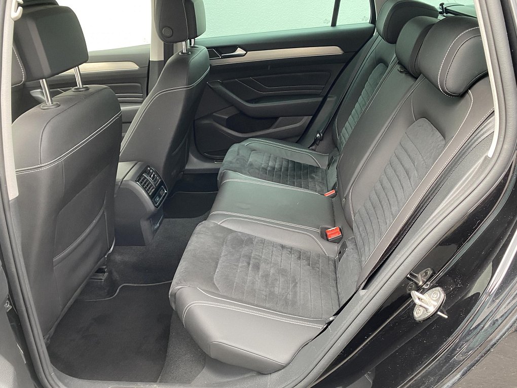 Volkswagen Passat 2.0 TDi Elegance