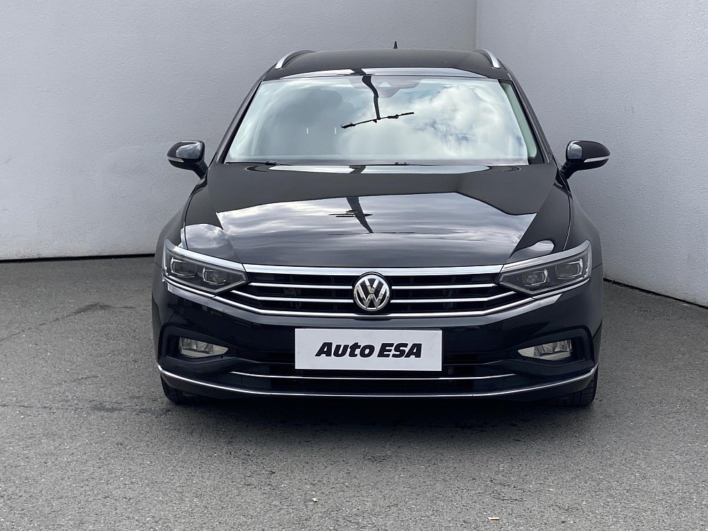 Volkswagen Passat 2.0 TDi Elegance