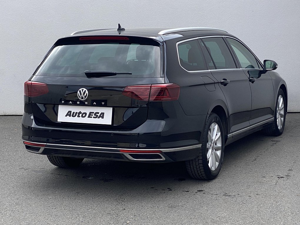 Volkswagen Passat 2.0 TDi Elegance