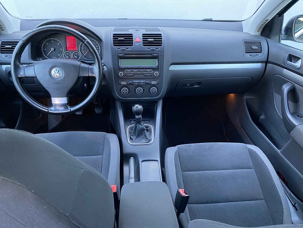 Volkswagen Golf 1.9 TDi 