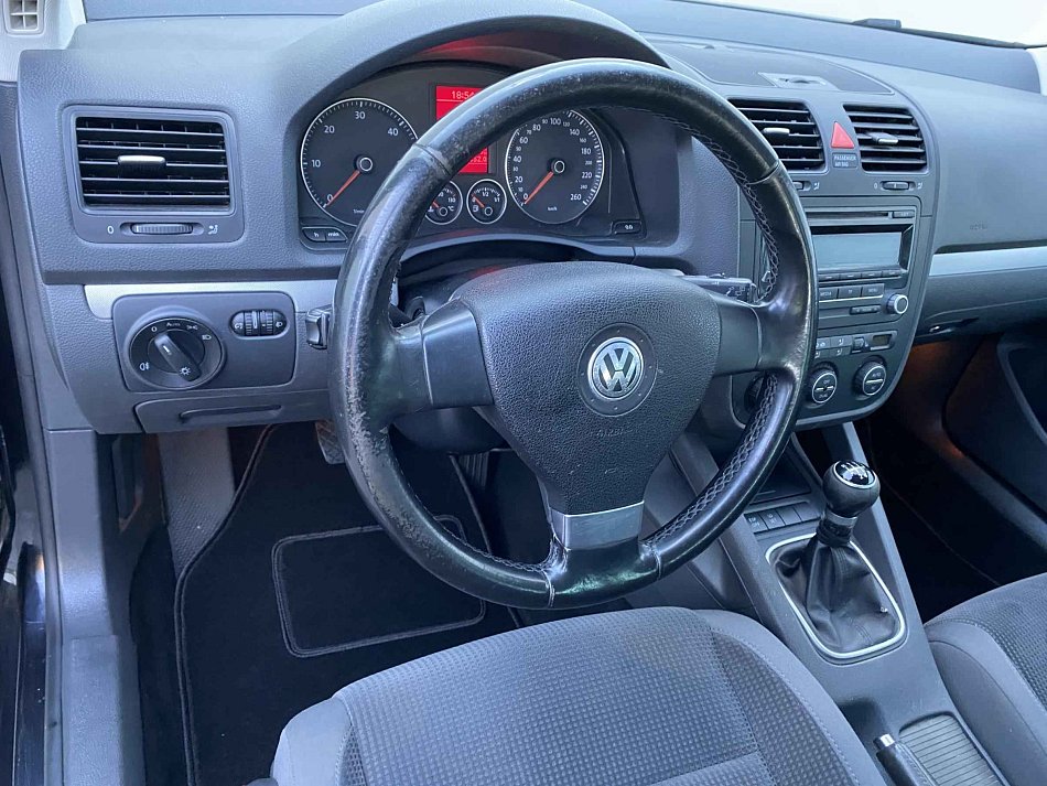 Volkswagen Golf 1.9 TDi 