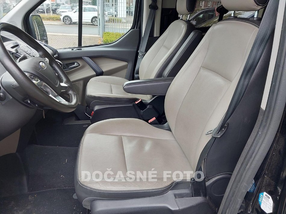 Ford Tourneo Custom 2.0TDCi Titanium