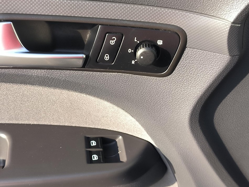 Volkswagen Caddy 2.0TDi Comfortline MAXi 7míst