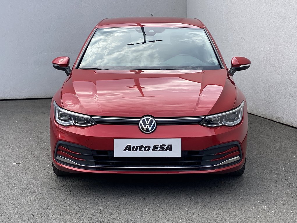 Volkswagen Golf 1.5 e-TSi Style