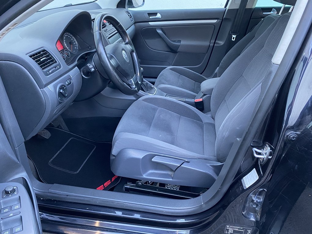 Volkswagen Golf 1.9 TDi 