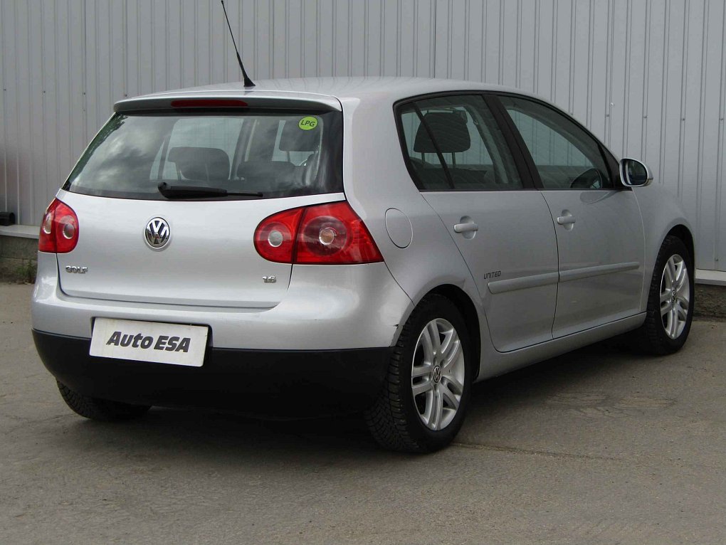 Volkswagen Golf 1.6i 