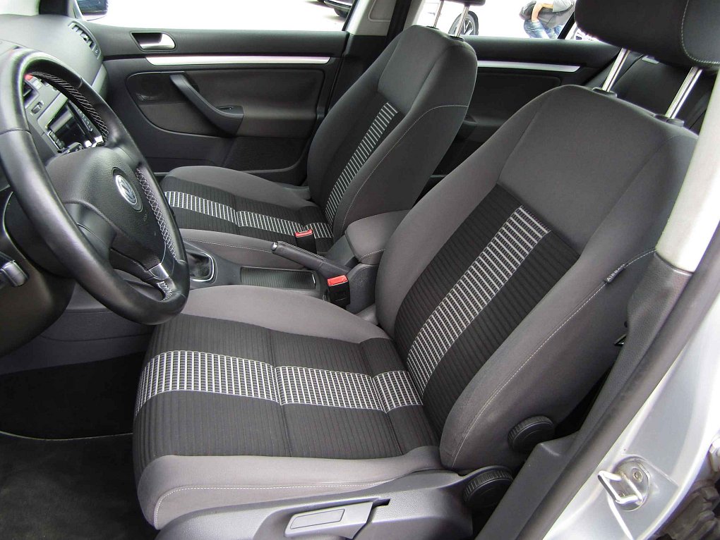 Volkswagen Golf 1.6i 