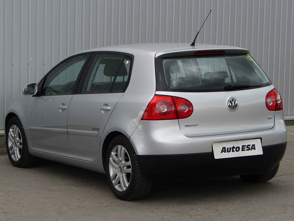 Volkswagen Golf 1.6i 