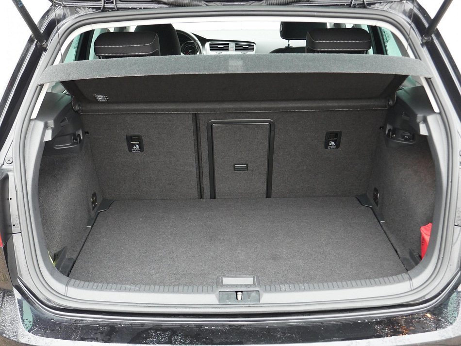 Volkswagen Golf 2.0 TDi Lounge