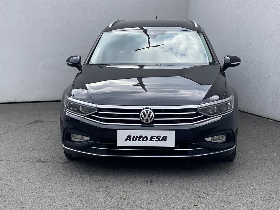 Volkswagen Passat 2.0 TDi Elegance