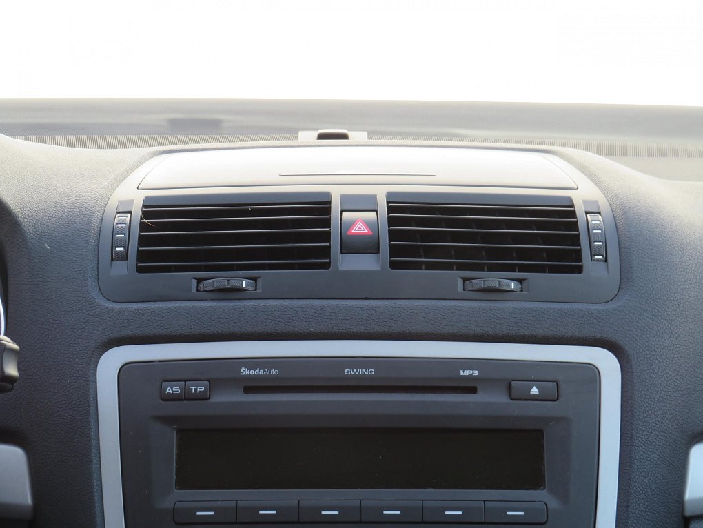 Škoda Octavia II 1.6TDi Ambition