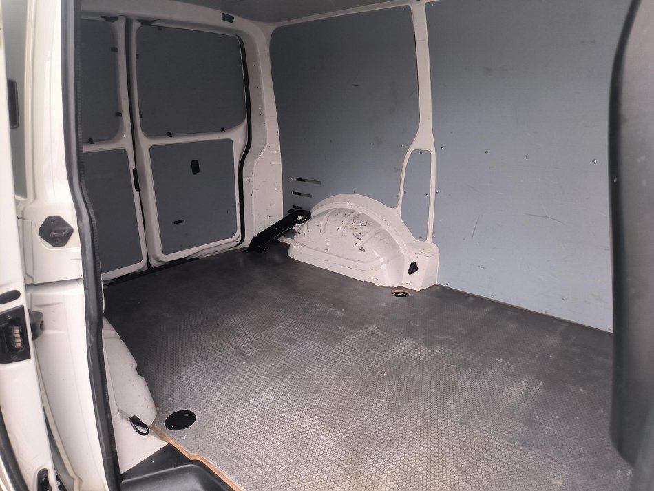 Volkswagen Transporter 2.0TDi  T6.1