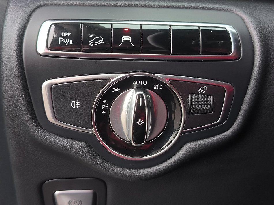 Mercedes-Benz Třída V 2.2CDi Avantgarde V250 4MAT