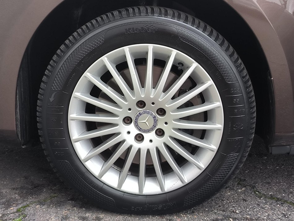 Mercedes-Benz Třída V 2.2CDi Avantgarde V250 4MAT