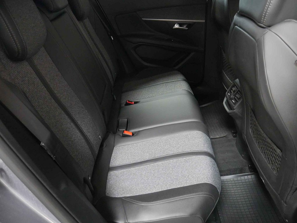 Peugeot 3008 1.5 HDi Allure