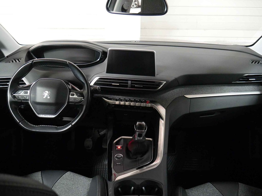 Peugeot 3008 1.5 HDi Allure