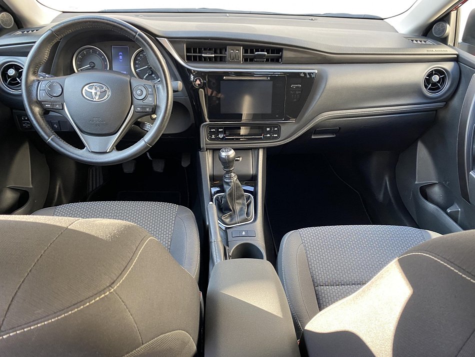 Toyota Corolla 1.6i 