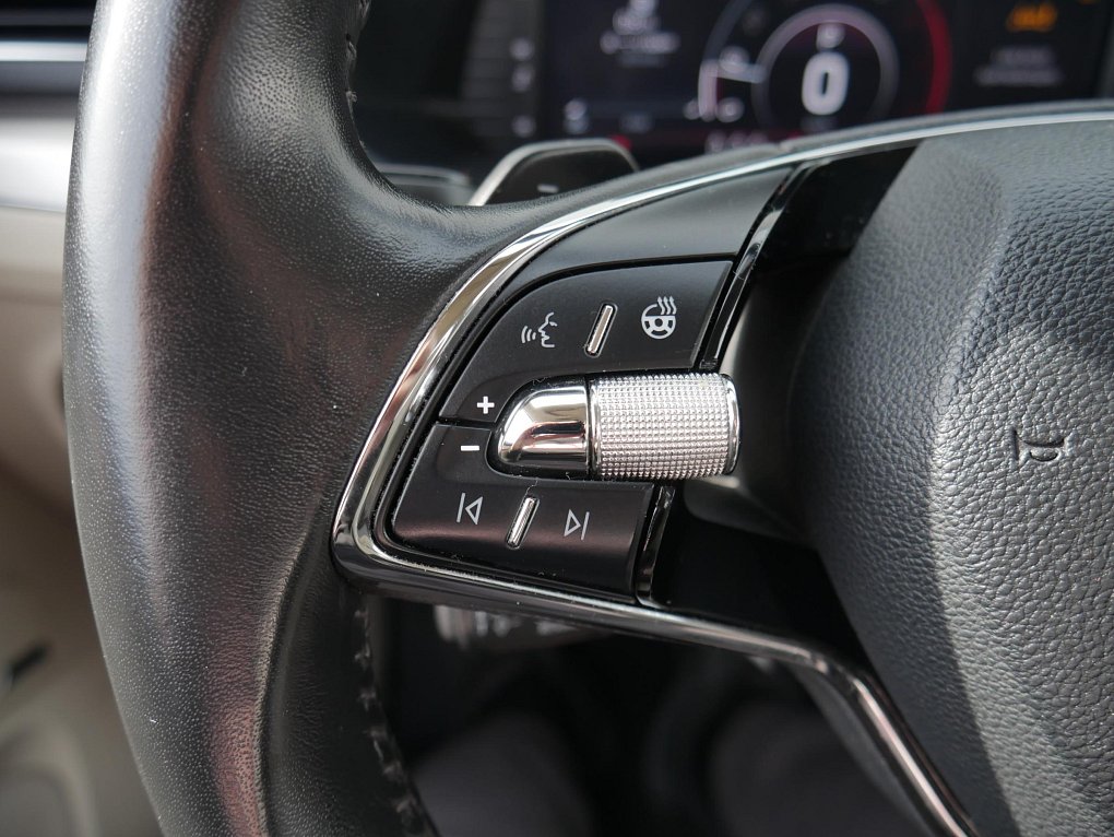 Škoda Superb III 2.0 TDi L&K 4x4