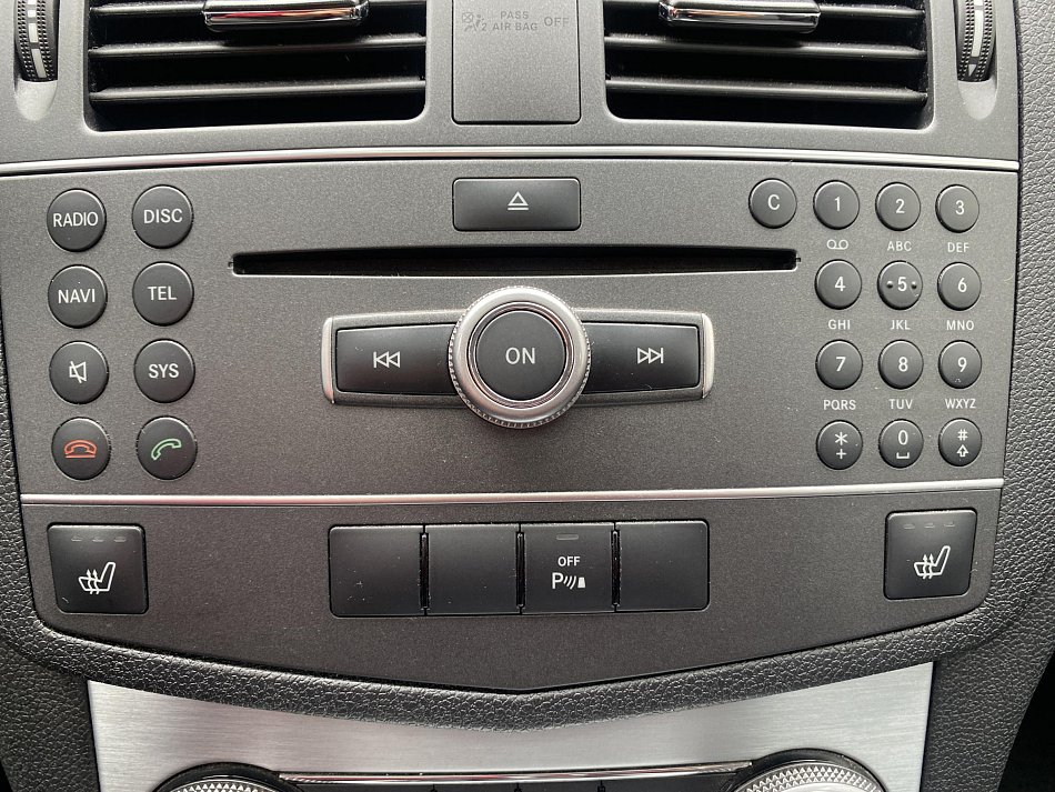 Mercedes-Benz Třída C 2.2 CDi Avantgarde C220