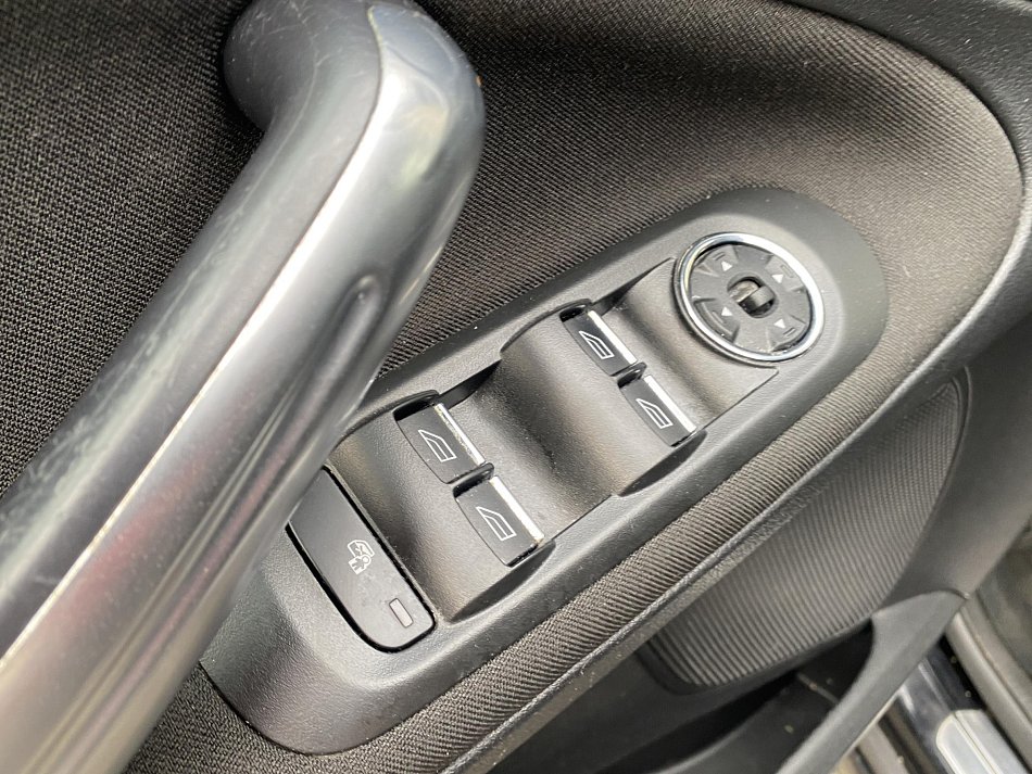 Ford S-MAX 2.0 TDCi  7míst