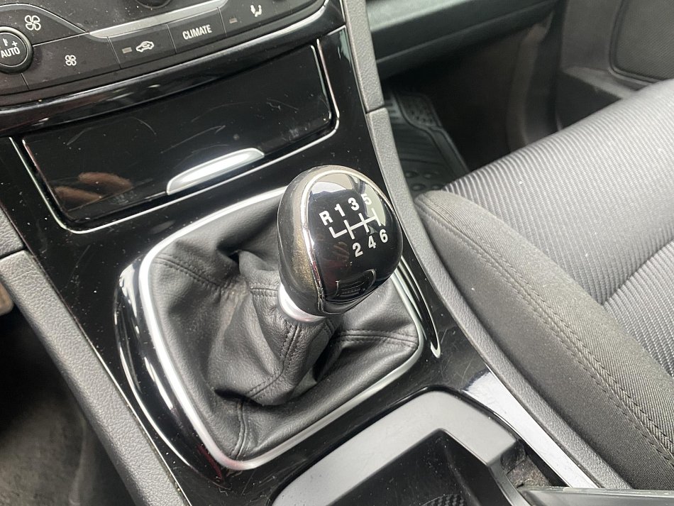 Ford S-MAX 2.0 TDCi  7míst