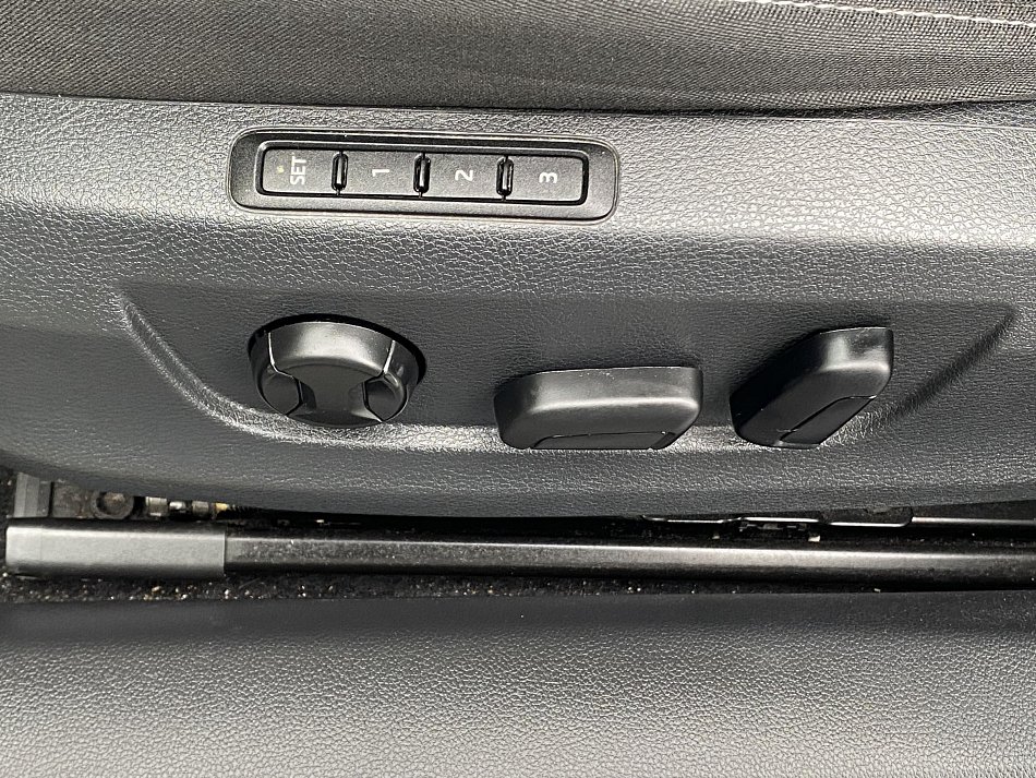 Škoda Superb III 2.0 TSi Style