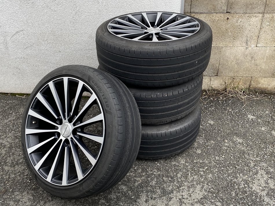 Škoda Superb III 2.0 TSi Style