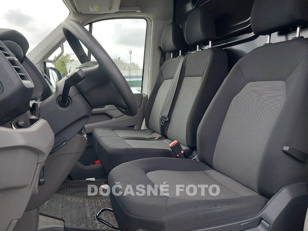 Volkswagen Crafter 2.0TDi  L2H1