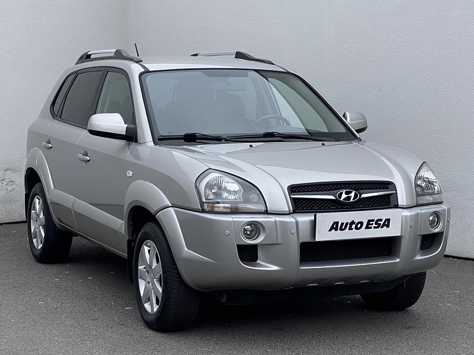 Hyundai Tucson 2.0 i  2WD