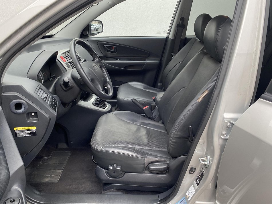 Hyundai Tucson 2.0 i  2WD