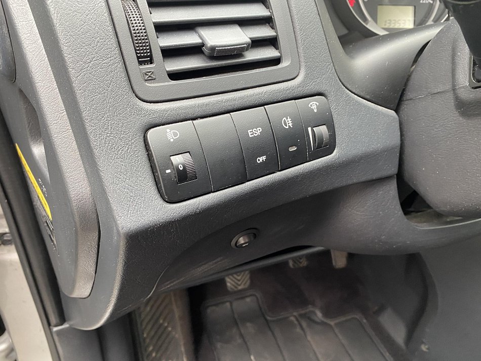 Hyundai Tucson 2.0 i  2WD