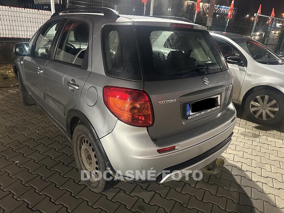Suzuki SX4 1.6i 