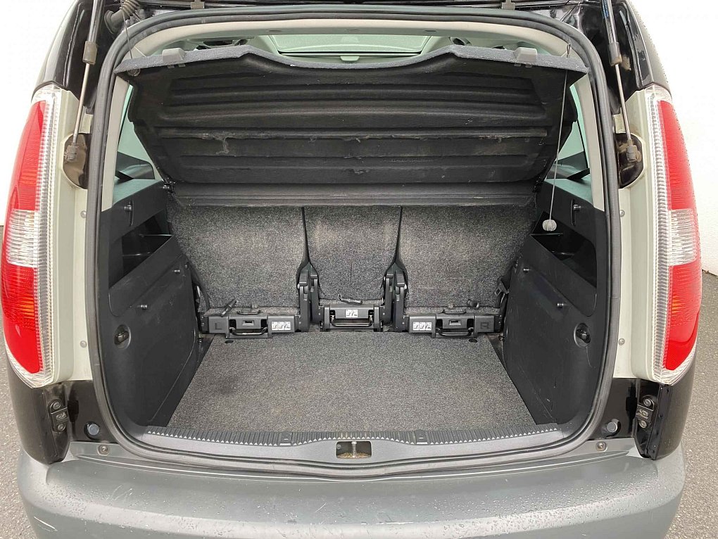 Škoda Roomster 1.2 TSi Scout
