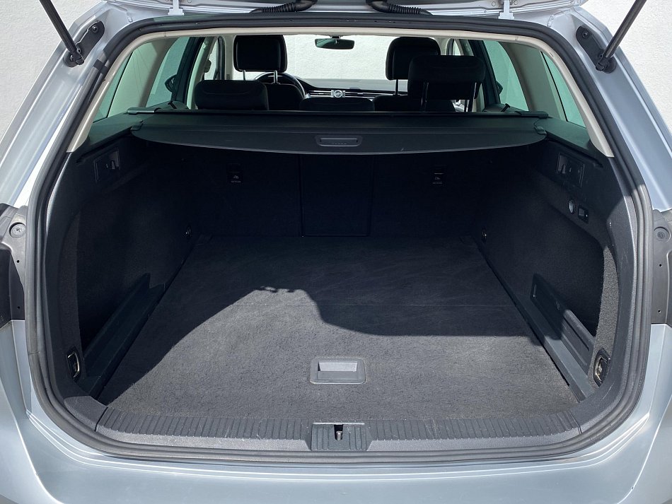 Volkswagen Passat 2.0 TDi Comfortline