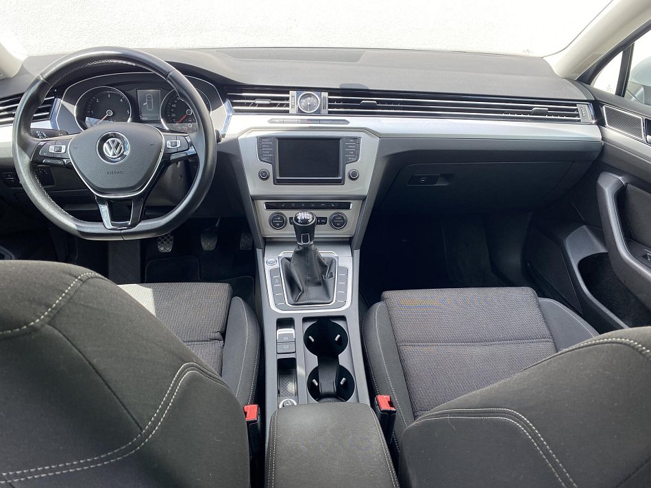 Volkswagen Passat 2.0 TDi Comfortline