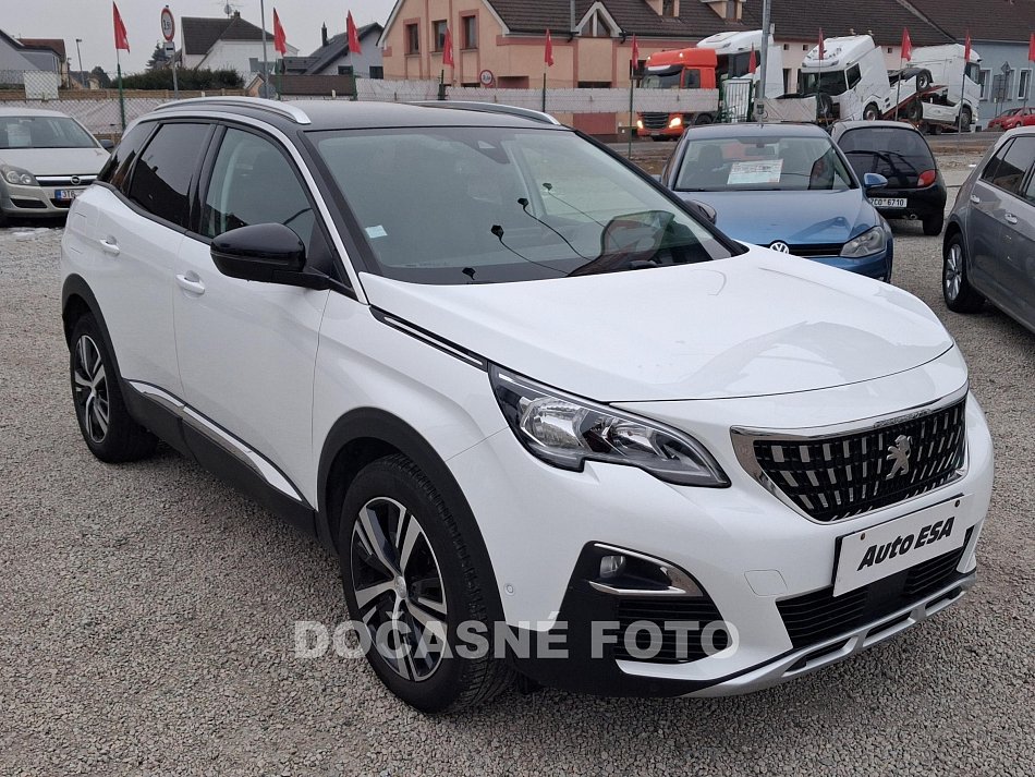 Peugeot 3008 1.2PT Allure