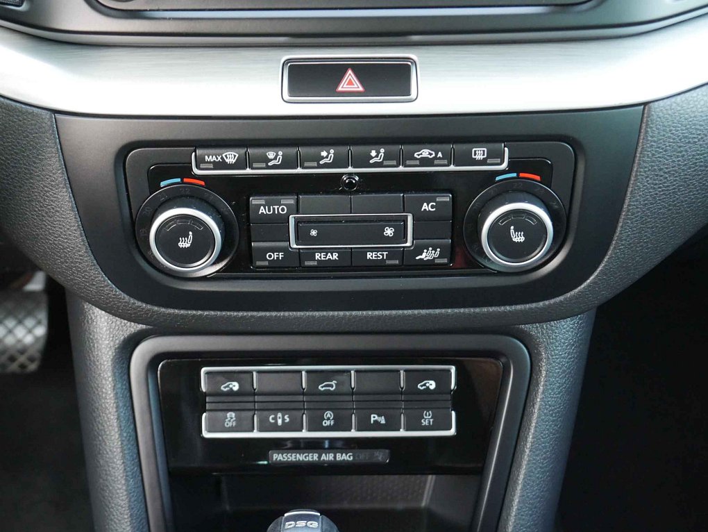 Volkswagen Sharan 2.0TDi 