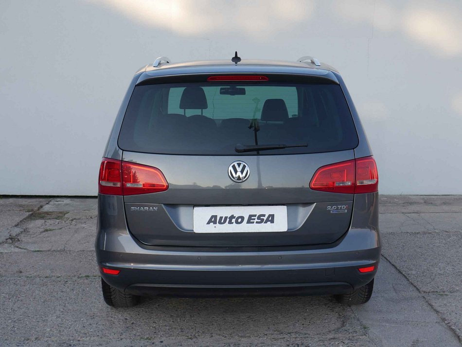 Volkswagen Sharan 2.0TDi 