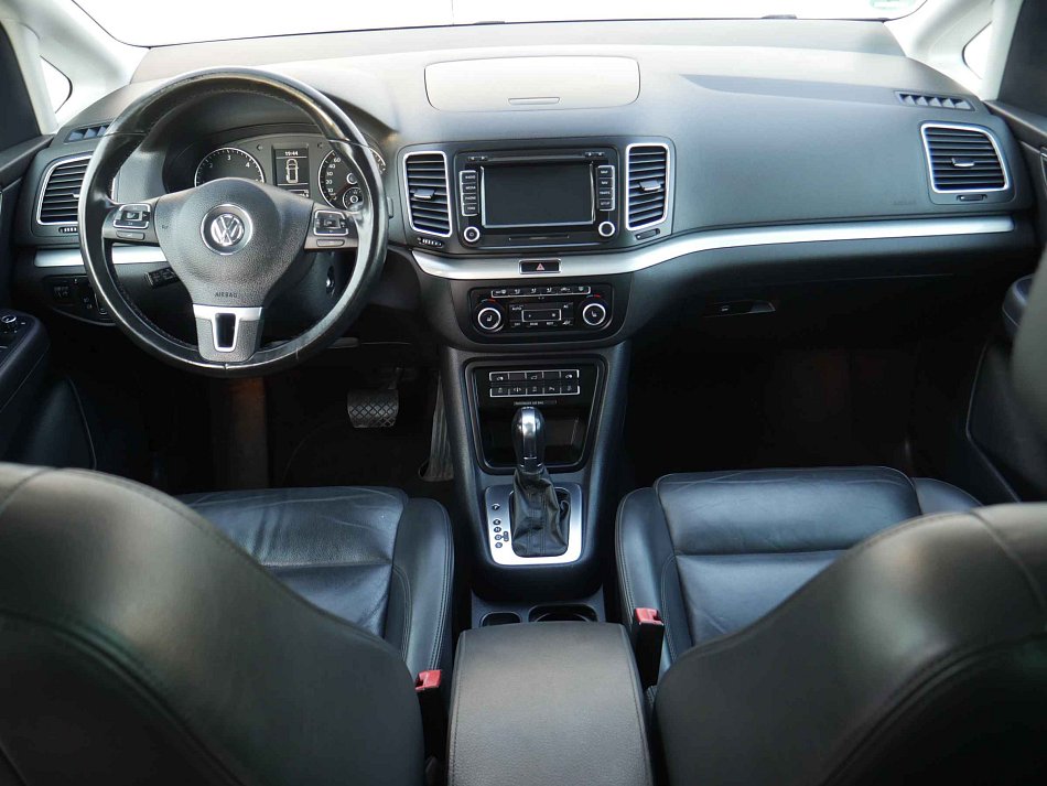 Volkswagen Sharan 2.0TDi 