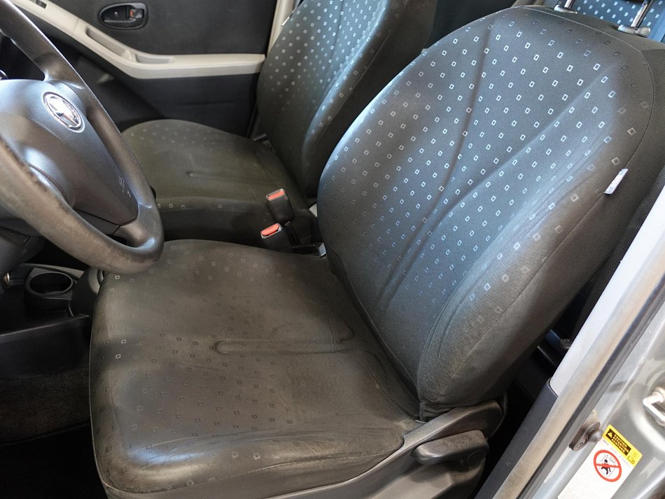 Toyota Yaris 1.3VVT-i 