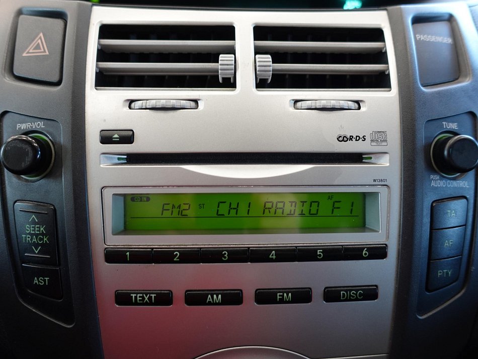 Toyota Yaris 1.3VVT-i 