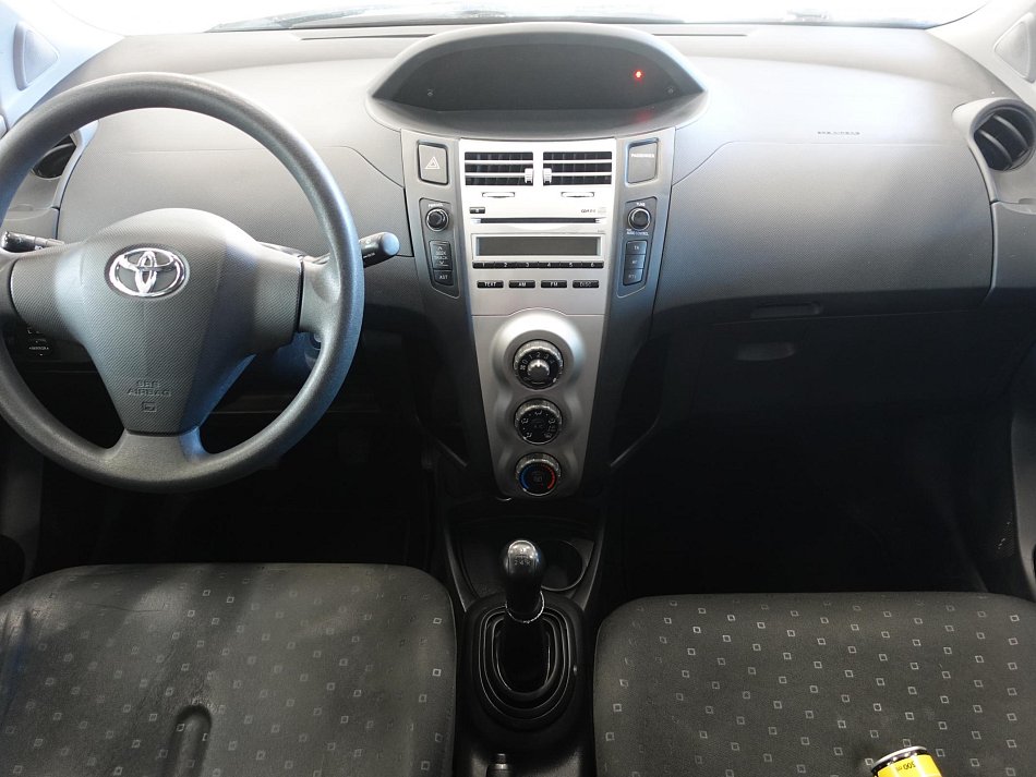 Toyota Yaris 1.3VVT-i 