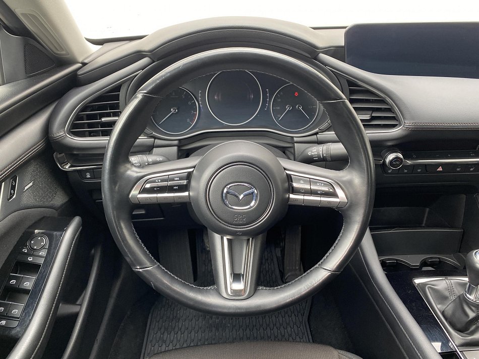 Mazda 3 2.0 skyactiv-G 