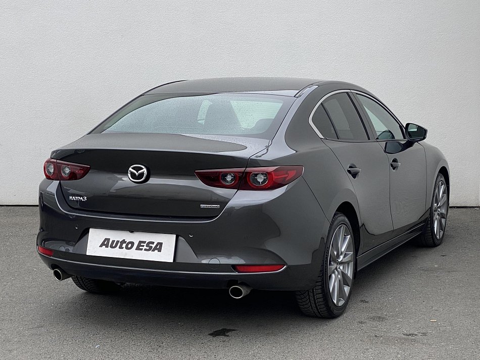 Mazda 3 2.0 skyactiv-G 