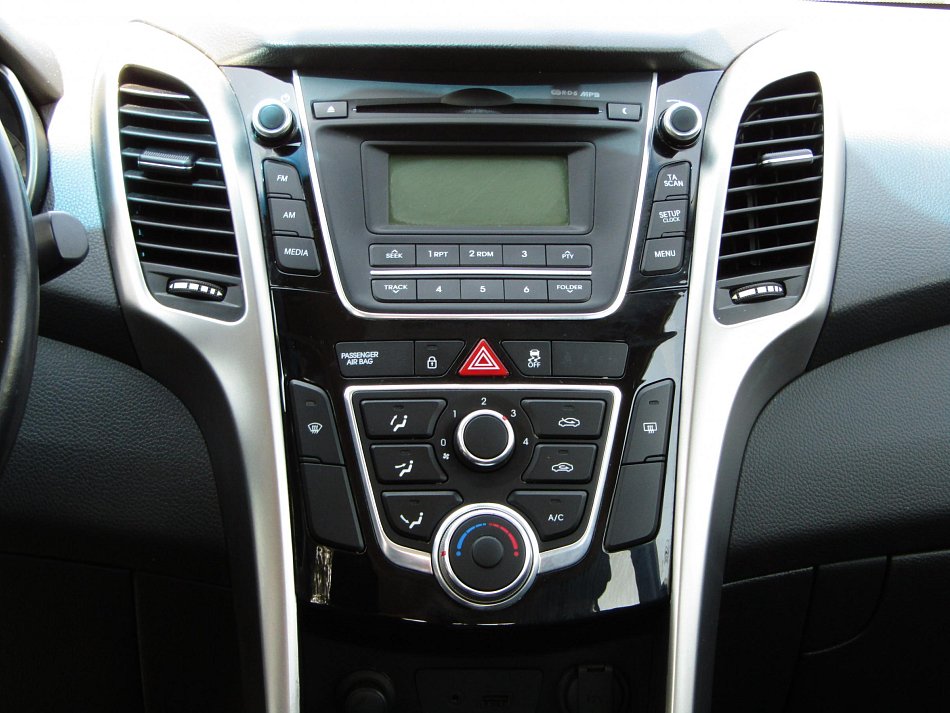 Hyundai I30 1.6i 