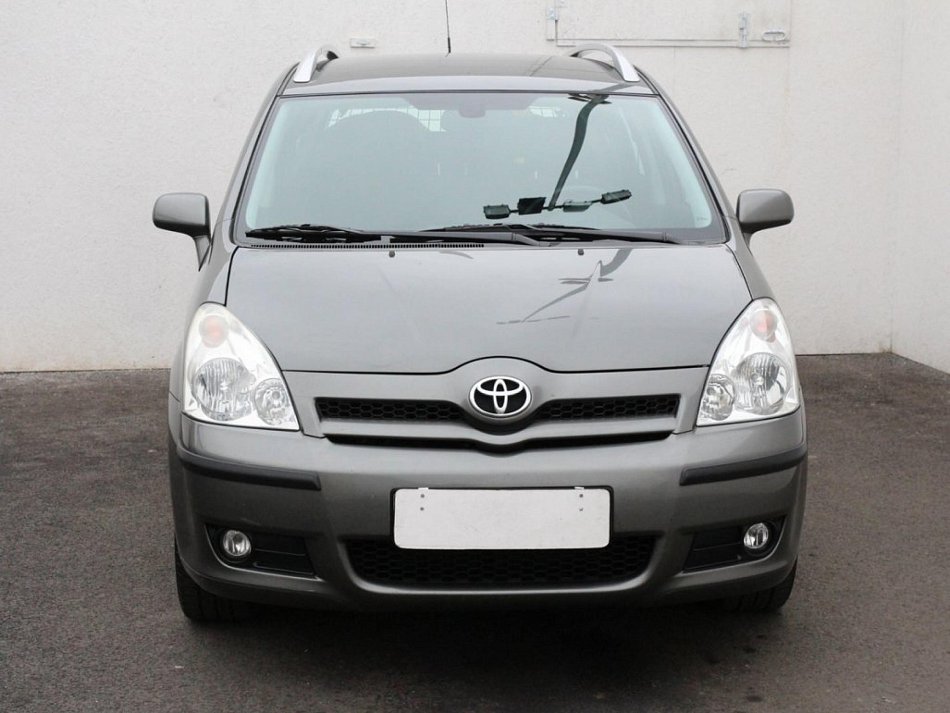 Toyota Corolla Verso 2.0L D-4D 
