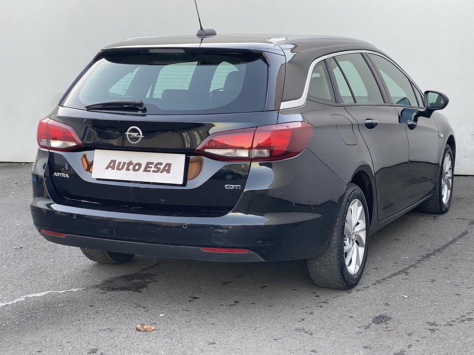 Opel Astra 1.6CDTi 