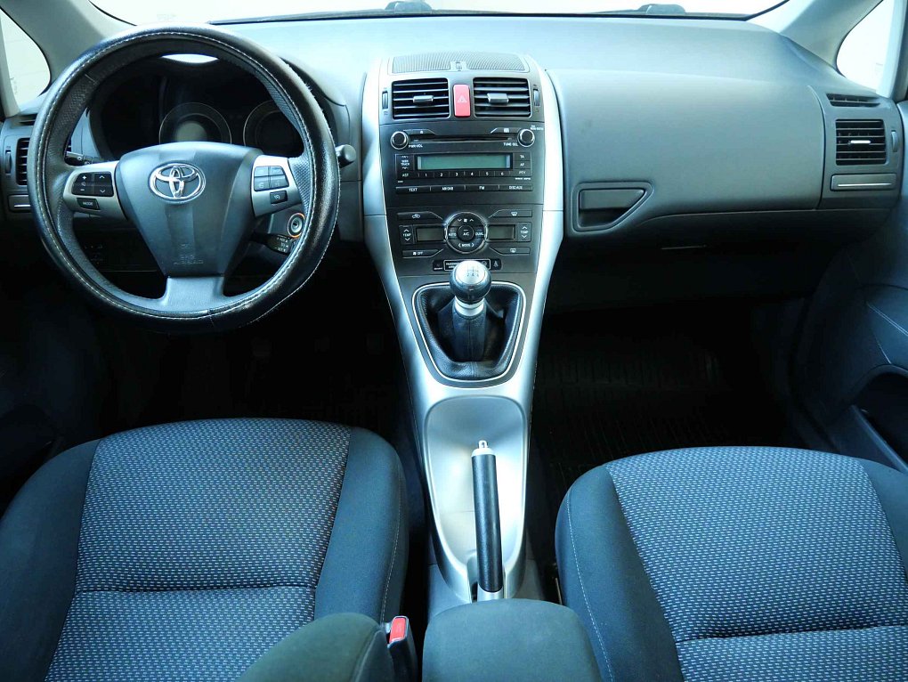 Toyota Auris 1.6VVTI 